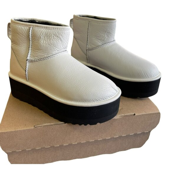Ugg Classic Mini Platform Boot Shoes Size 8 NEW - Picture 1 of 7